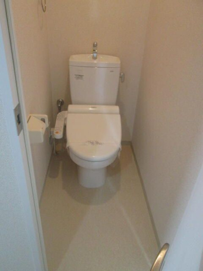 【トイレ】 | ハイポイント西川口 | 清潔感のあるトイレです