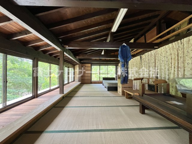 【設備】 | 周智郡森町三倉　中古住宅 | 別棟のBBQスペース、2階も広く部屋になっています