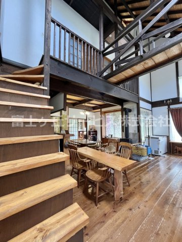 【ダイニング】 | 周智郡森町三倉　中古住宅 | 吹き抜けの27帖LDK