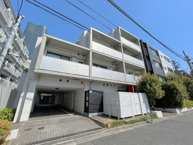 小田急コアロード六本木フロンテ