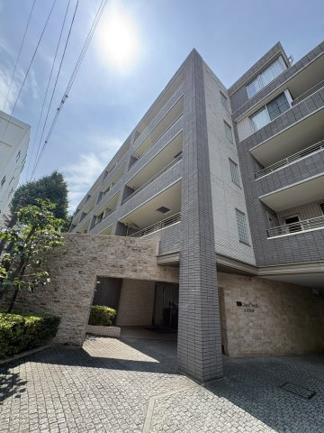 クレアセトル文京根津の外観
