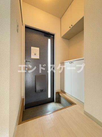 レグルスの玄関|高崎、前橋のお部屋探しはエンドスケープまで！お客様の理想お聞かせ下さい♪