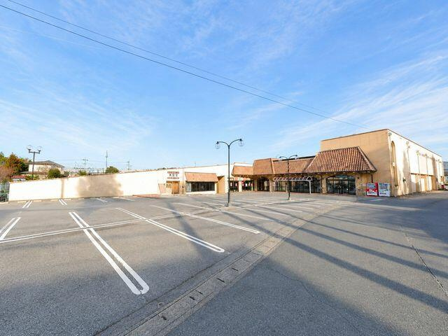 宇都宮市宝木本町　3ＬＤＫ　中古住宅の前面道路含む現地写真|フードマーケットオ…まで1780m