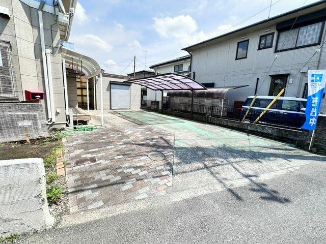 宇都宮市針ケ谷１丁目　3ＬＤＫ　中古住宅の駐車場
