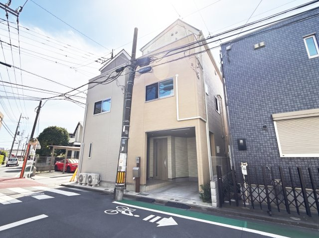◆築浅戸建「南武線・武藏新城駅まで平坦な道のり徒歩11分」◆