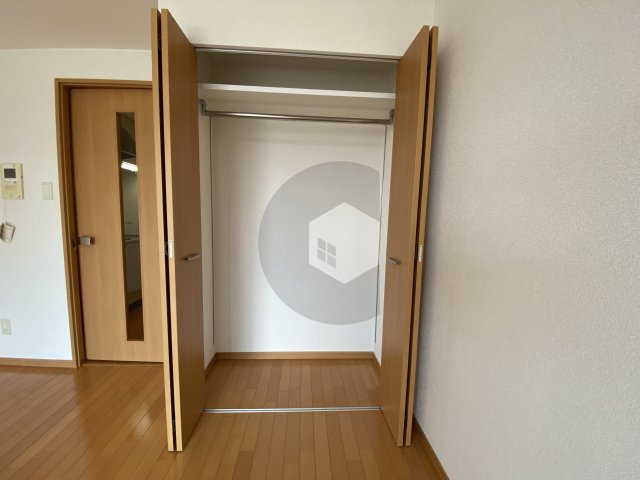 グランシス高井田の収納