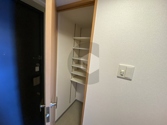 グランシス高井田の収納
