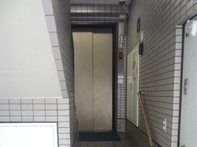 【エントランス】 | 小栗ビル