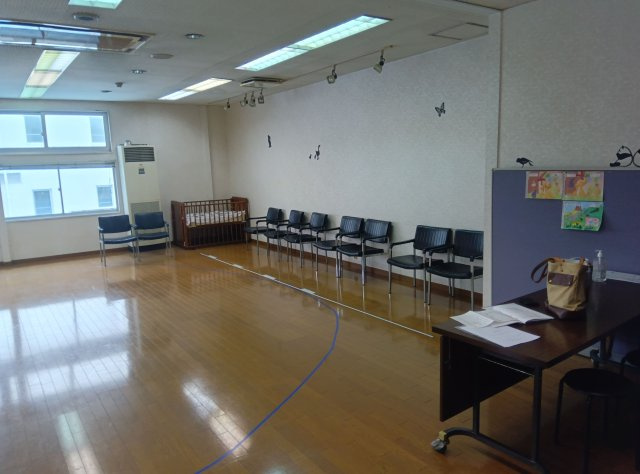草津市野路町の店舗事務所の内装
