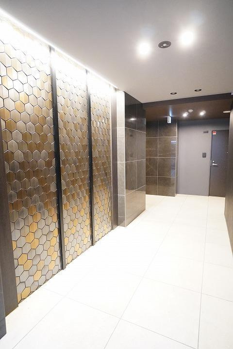 MODERN PALAZZO博多駅南AXIAのエントランス