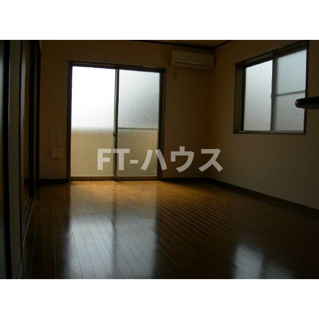 アムール 久々田の居間・リビング