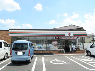 セブン－イレブン 白岡千駄野店まで350ｍ