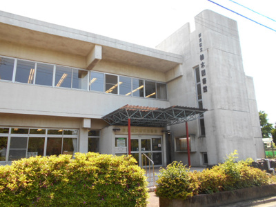 杉並区立柿木図書館まで500ｍ