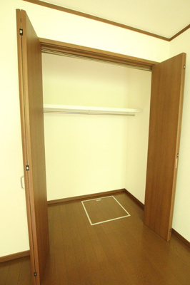収納　クローゼット