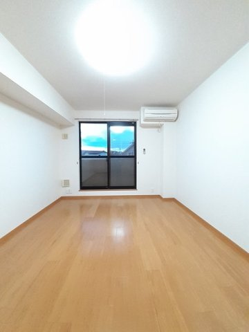 ヴィアーレ秋吉の内装|過ごしやすい室内です