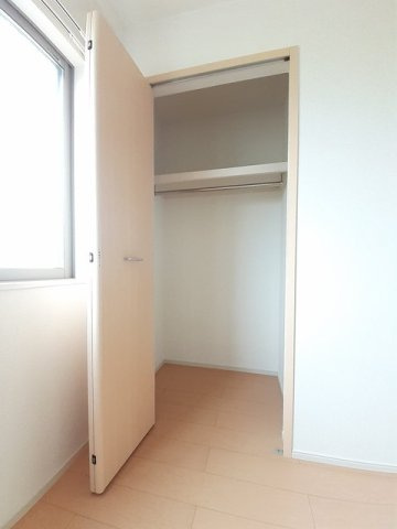 ジェフェリー・アーチャーⅢの収納|大きなスペースがあり、収納には困りません