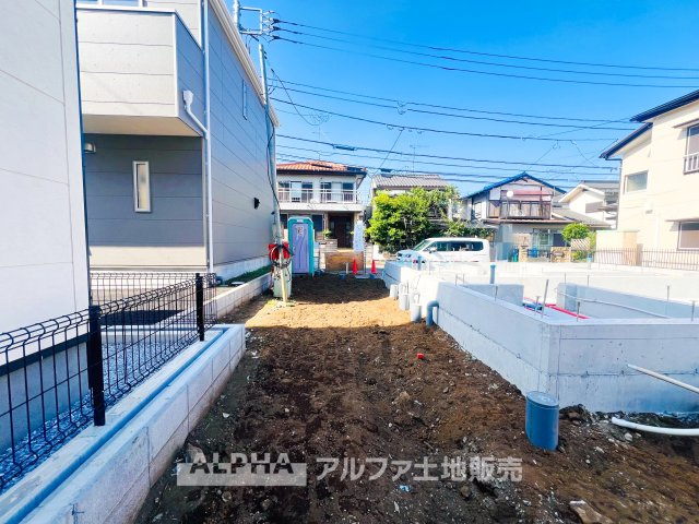 ~武蔵村山残堀3棟~ Newly built houseの前面道路含む現地写真|【Blue sky】
◆青空に包まれて◆ベランダから望む紺碧の空。外を眺め時を忘れるなんて、ひさしかたぶりだろうか。こんなにも広く美しい情景が我が家にも広がっているなんて。こんな時間を大切にしたい。