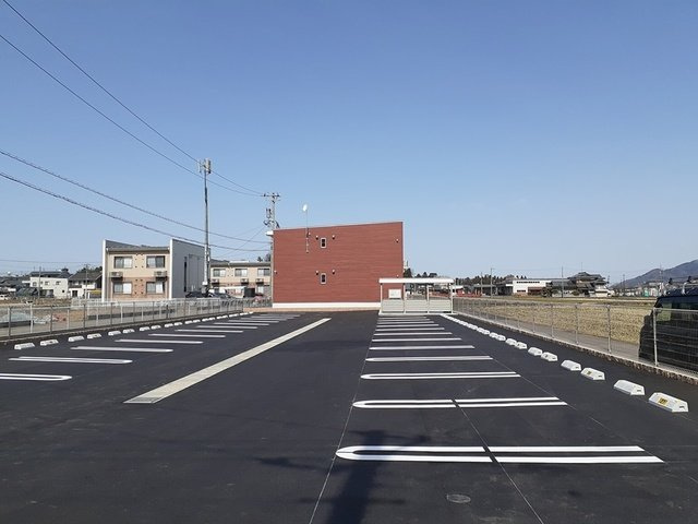 リリィティアの駐車場