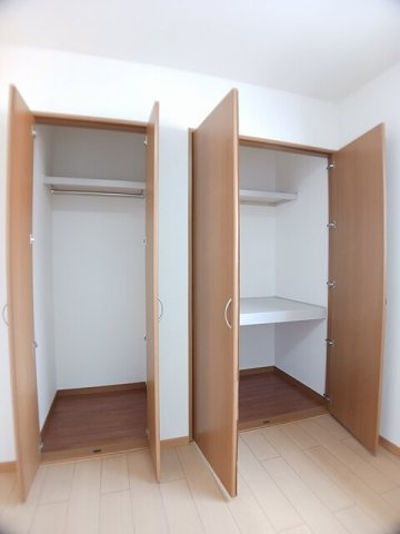 コンフォート岡小名Ｂの収納