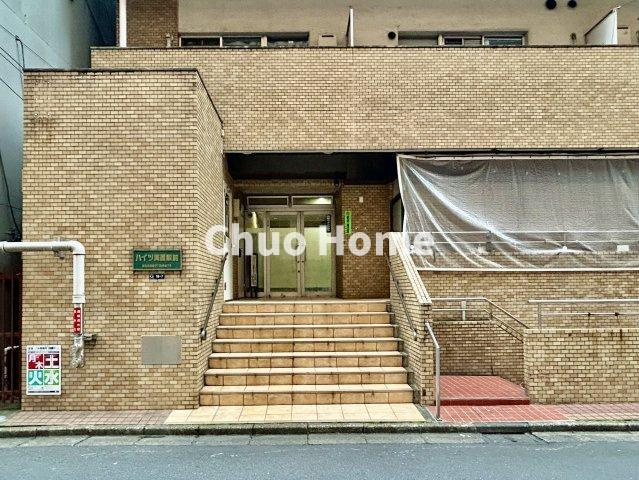 ハイツ両国駅前のエントランス|【エントランス】マンションのエントランスは、その物件の印象を決める、顔とも言える場所です。毎日通る場所ですからきれいなのが一番です。