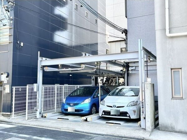 レジデンス名古屋吹上(旧:プライマル名古屋吹上)(FR1ヶ月※賃料のみ)の駐車場