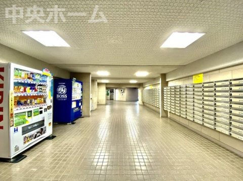 南砂町グリーンハイツ1号棟のエントランス|エントランス