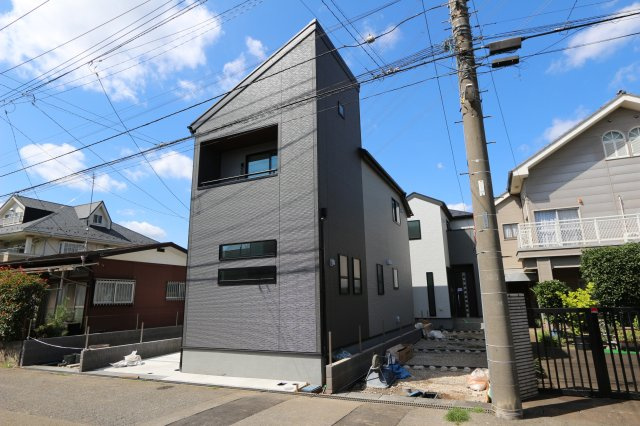 【Livele Garden.S】東久留米市前沢５丁目第３の外観|西武新宿線「花小金井」バス13分滝山団地入口歩4分