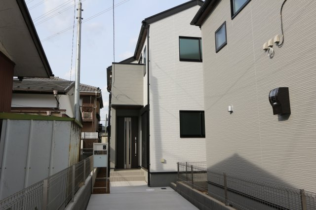 【Livele Garden.S】東久留米市前沢５丁目第３の外観|コミュニケーション重視のリビングイン階段