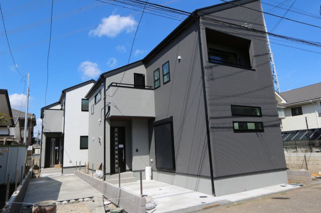 【Livele Garden.S】東久留米市前沢５丁目第３の外観|ウォークインクローゼットのある住まいで収納上手な生活を実現！
(２号棟・３号棟)