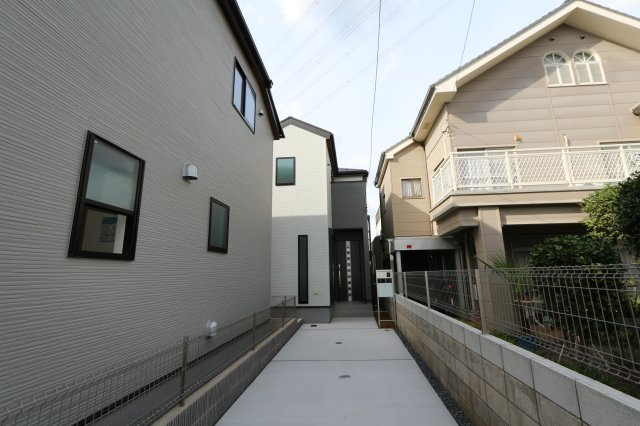 【Livele Garden.S】東久留米市前沢５丁目第３の外観|周辺には幼稚園・保育園や公園があり、子育て中のご家族にとって嬉しい環境♪