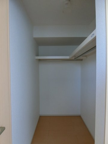 アドヴァンス・コートＢの収納