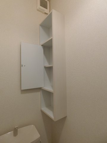 クラウンタワーの収納