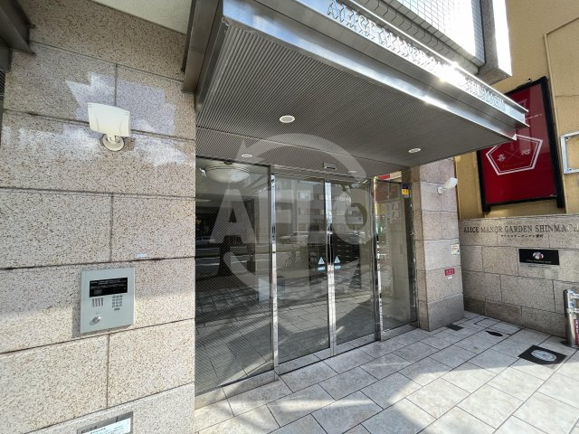 アリス・マナーガーデン新町　堀江小学校区のエントランス|アリス・マナーガーデン新町　エントランス