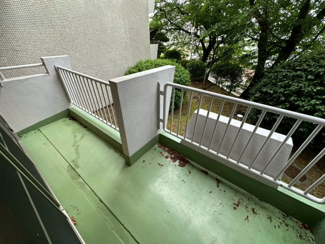 岡本エクセルのバルコニー
