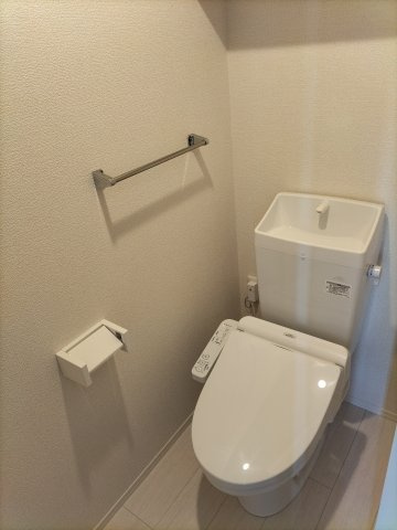 ヴィラセジュールⅡ のトイレ|清潔感のあるトイレです