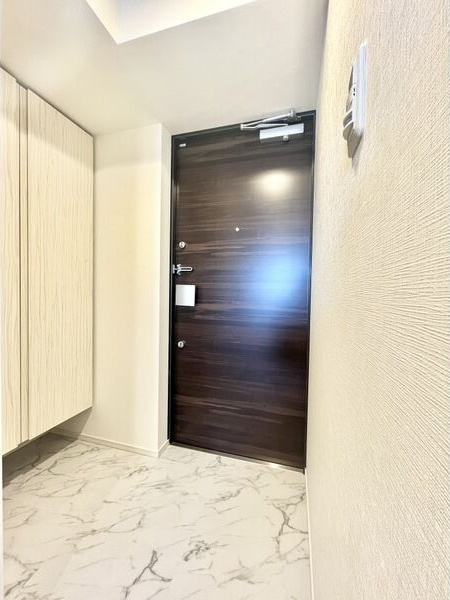 S-RESIDENCE熱田Ⅱの玄関