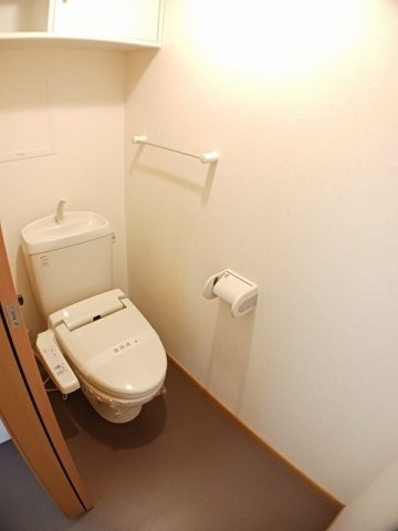 フィオーレ　Ａのトイレ|落ち着いたトイレです