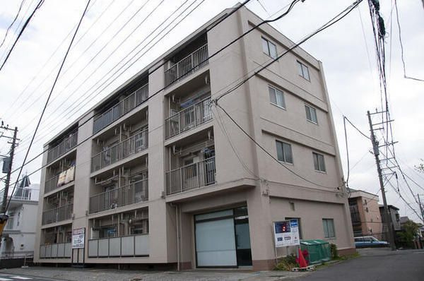山手コーポラスの外観