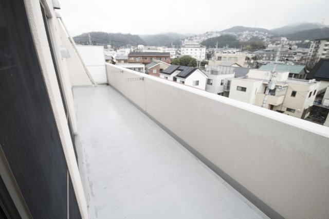 リーガルコート山本駅前のバルコニー|バルコニーがあります