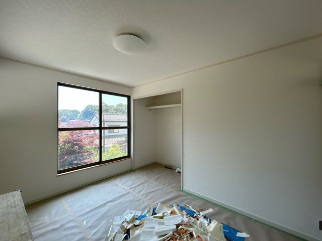 いわき市常磐下船尾居作　4LDK中古住宅　陽当たり良好！　不動産プラスの洋室|１階東側洋室。和室から洋室に間取り変更いたします。フローリング張替え、天井・壁クロス張替え、クローゼット交換、照明器具交換、スイッチ・コンセント交換、火災警報器設置を行います。