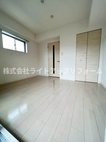 ロイスグラン神戸下沢通の寝室