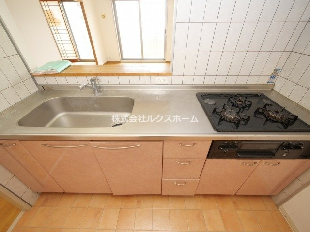 リッツ西中条のキッチン