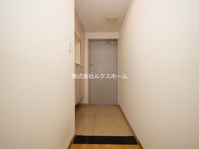 リッツ西中条の玄関