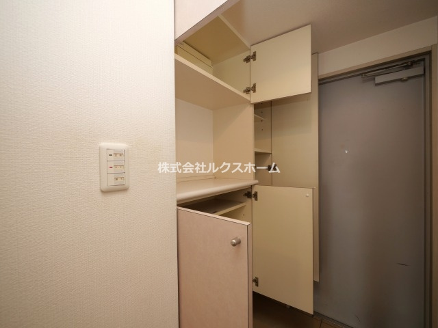 リッツ西中条の収納