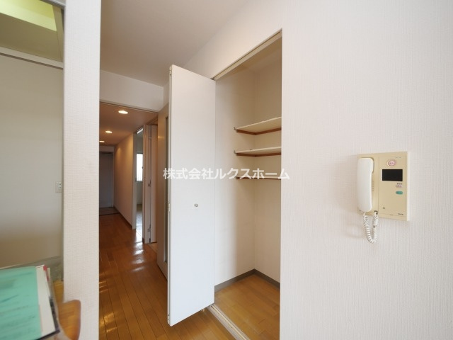 リッツ西中条の内装
