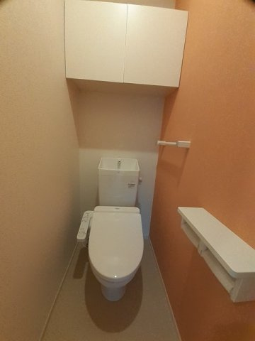 アカンサスⅣのトイレ|コンパクトで使いやすいトイレです