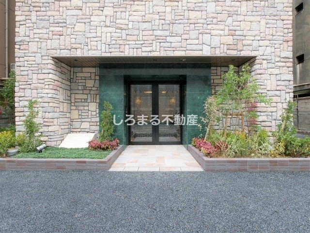 スプランディッド安土町のエントランス