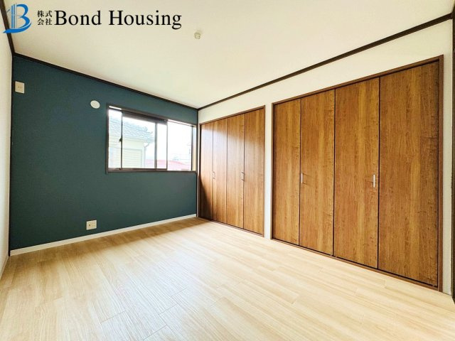内装リフォーム済み物件　朝霧南町4丁目　中古戸建の洋室