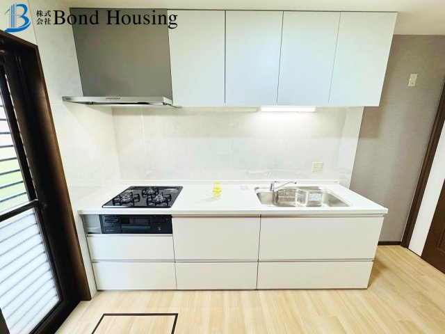 内装リフォーム済み物件　朝霧南町4丁目　中古戸建のキッチン