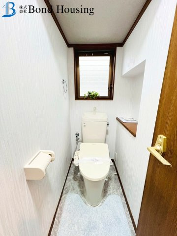 「リフォ済」「角地」宮下2丁目　築32年のトイレ|ゆったりとした空間のトイレです